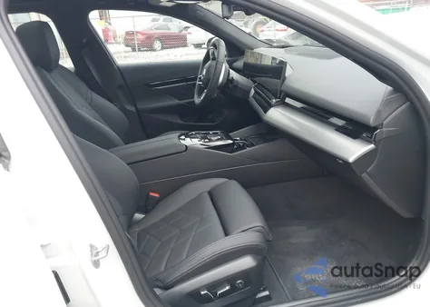 2026 BMW 530I xDrive from USA, damaged, VIN WBA53FJ0XTCW42773